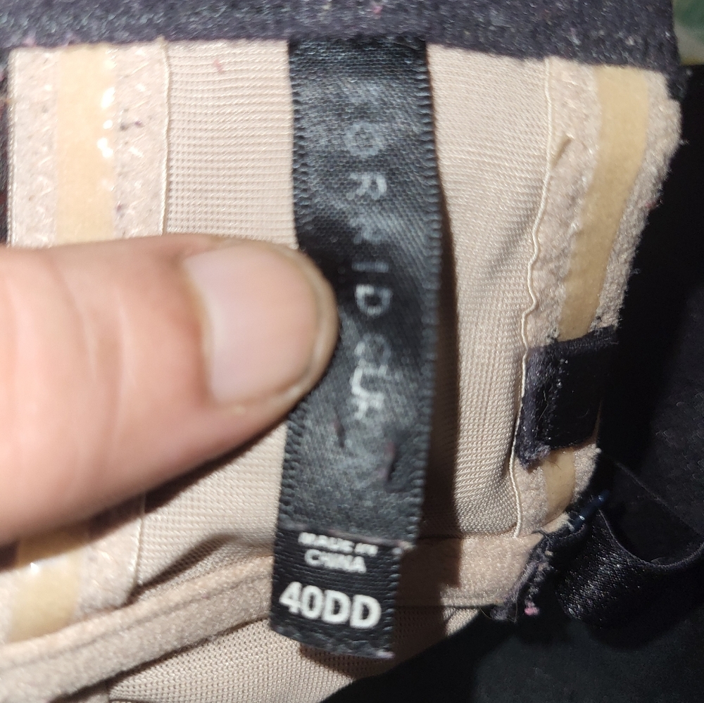 Torrid Curve Black Smooth And Lacy Push Up Bra Si… - image 3